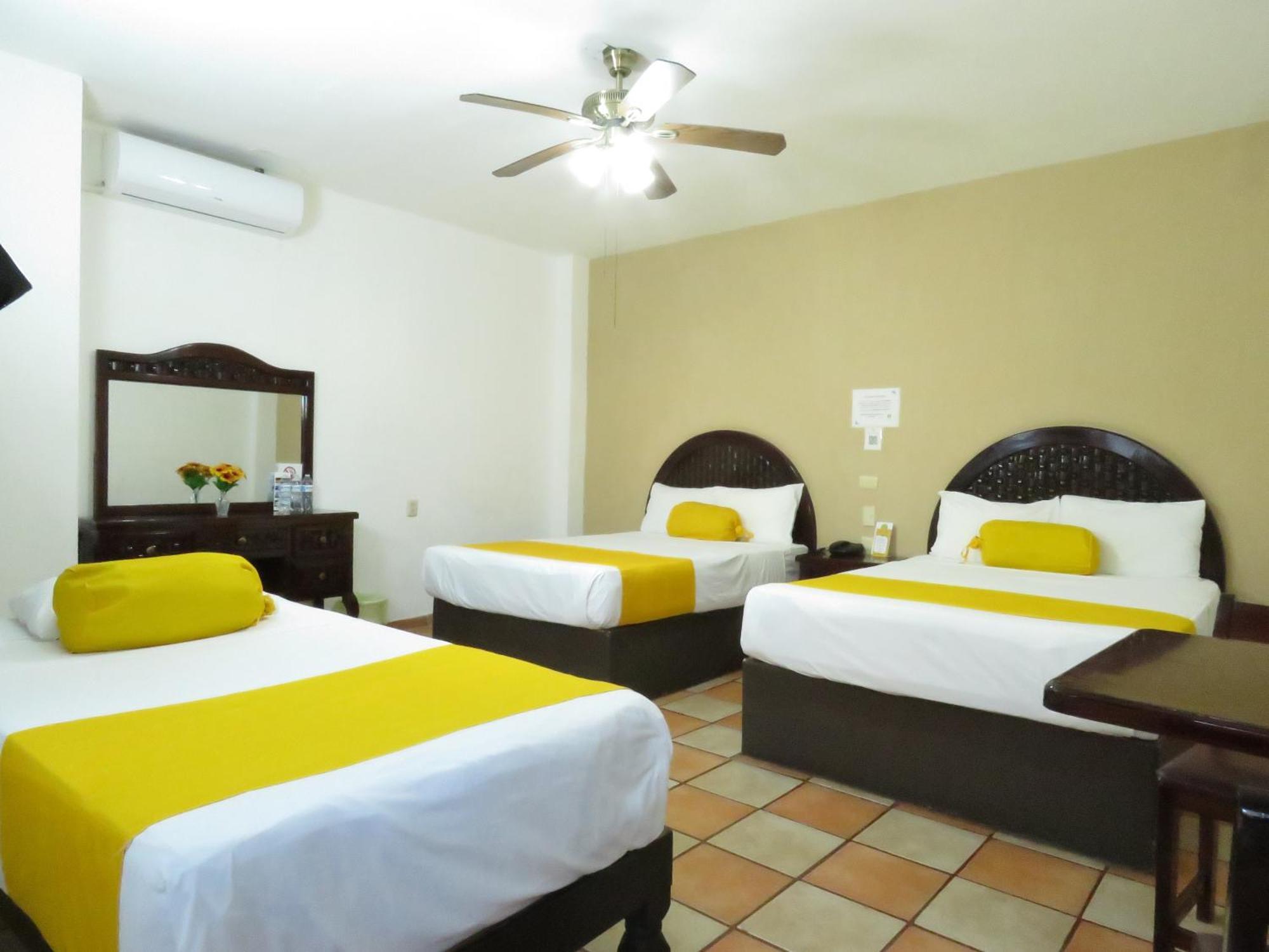 Hotel Los Girasoles Tepic Zewnętrze zdjęcie