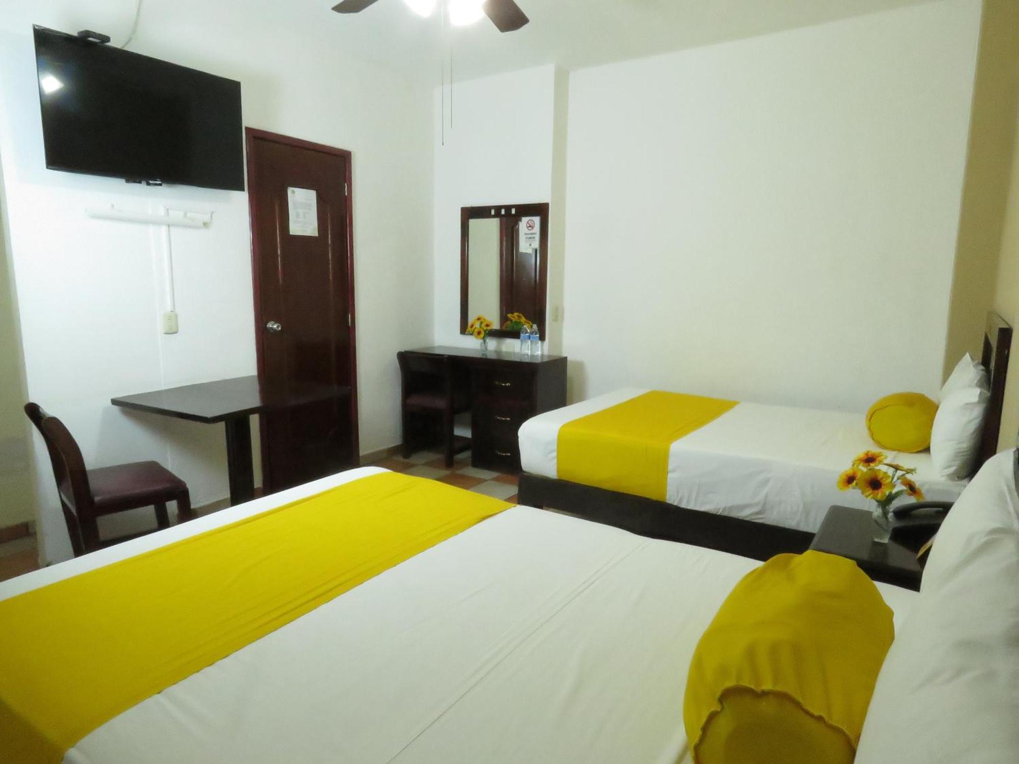 Hotel Los Girasoles Tepic Zewnętrze zdjęcie